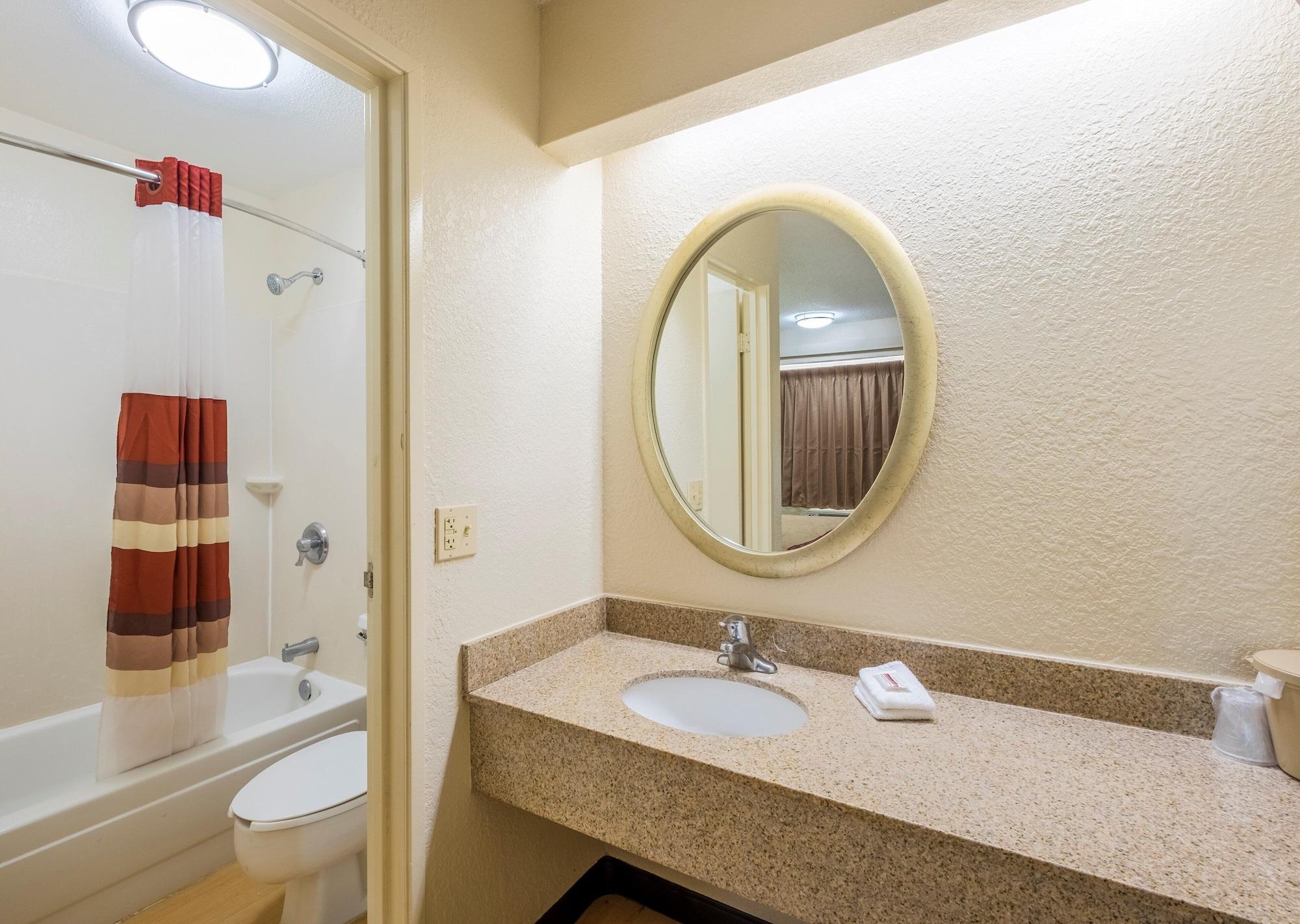 Red Roof Inn Jacksonville Airport Exterior photo