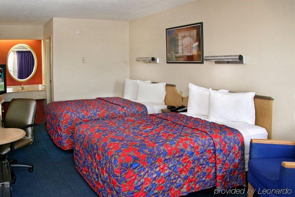 Red Roof Inn Jacksonville Airport Exterior photo